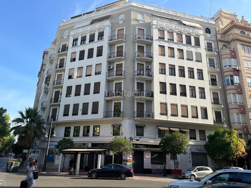 Piso en calle gran via fernando el catolico 24 vivienda señorial con terraza en gran vía fernando el católico en Valencia - Imagen 53