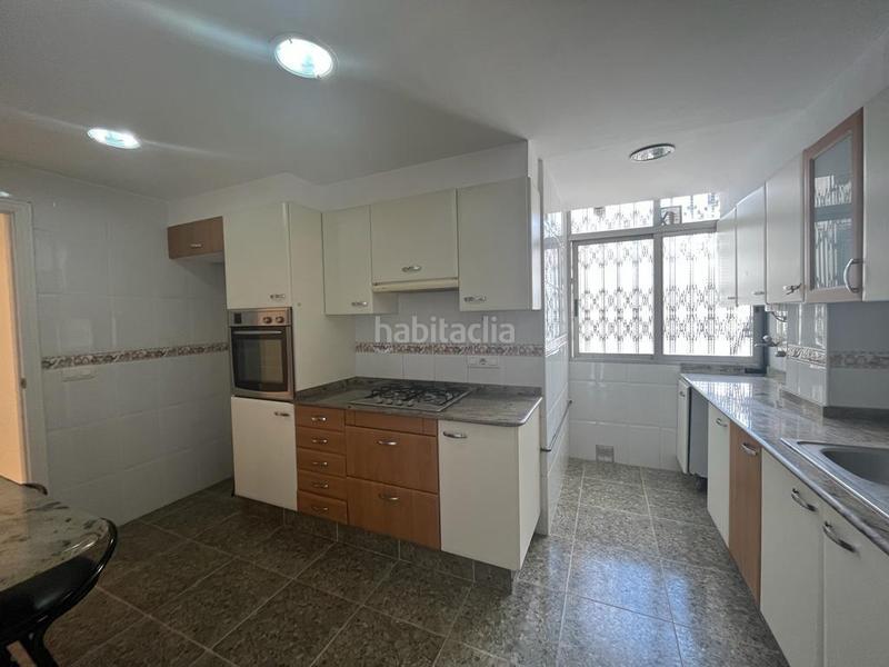 Foto 18828059-721e-4ef5-ae72-e8f99bc46e18. Location appartement avec chauffage parking dans Russafa Valencia