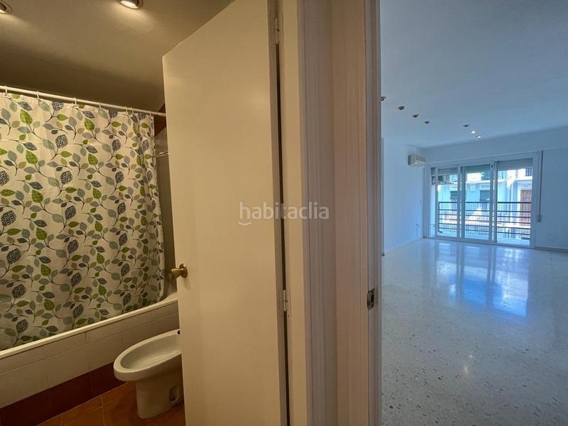 Foto 82d01a76-df91-4d45-b152-5f682096e347. Location appartement avec chauffage parking dans Russafa Valencia