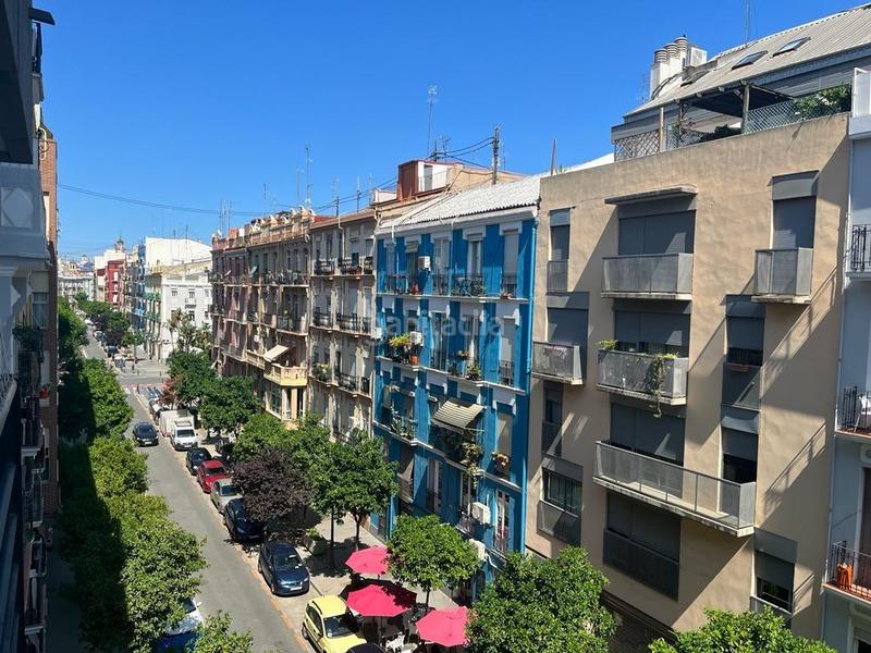 Foto c78c8877-7a85-4cf8-9c6f-78c9e7e3b0a5. Location appartement avec chauffage parking dans Russafa Valencia