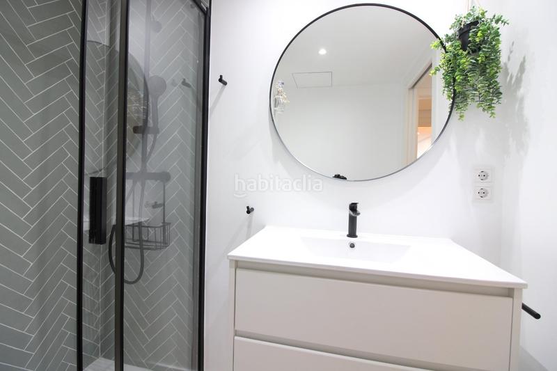 Foto 98a52cda-1fa8-48f1-915f-68eb23e2fe8a. Pis a avenida manuel de falla 12 a Nou Campanar Valencia