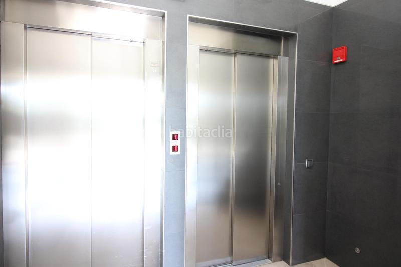 Foto dc4b9056-a9c4-41b0-9274-a4b90a8f8abc. Pis a avenida manuel de falla 12 a Nou Campanar Valencia