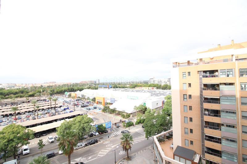 Foto f59403a3-83e5-4212-a310-cf3ae157e08f. Pis a avenida manuel de falla 12 a Nou Campanar Valencia