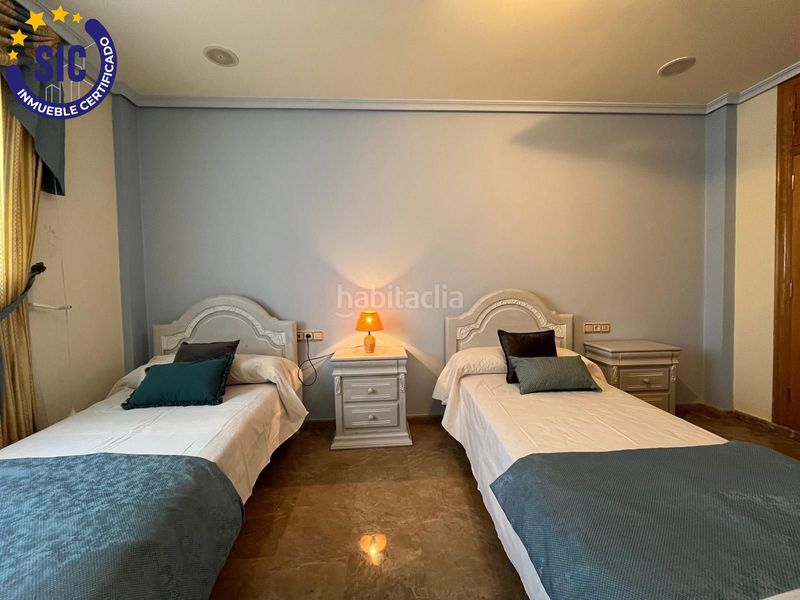 Foto fe2791e5-4711-4312-b03c-8b7827e67eb0. Casa a calle valencia 3 a Domeño