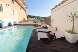Xalet en Calle de horta sud 4. Espectacular chalet en urbanizaci�n a 30 minutos de valencia!!!