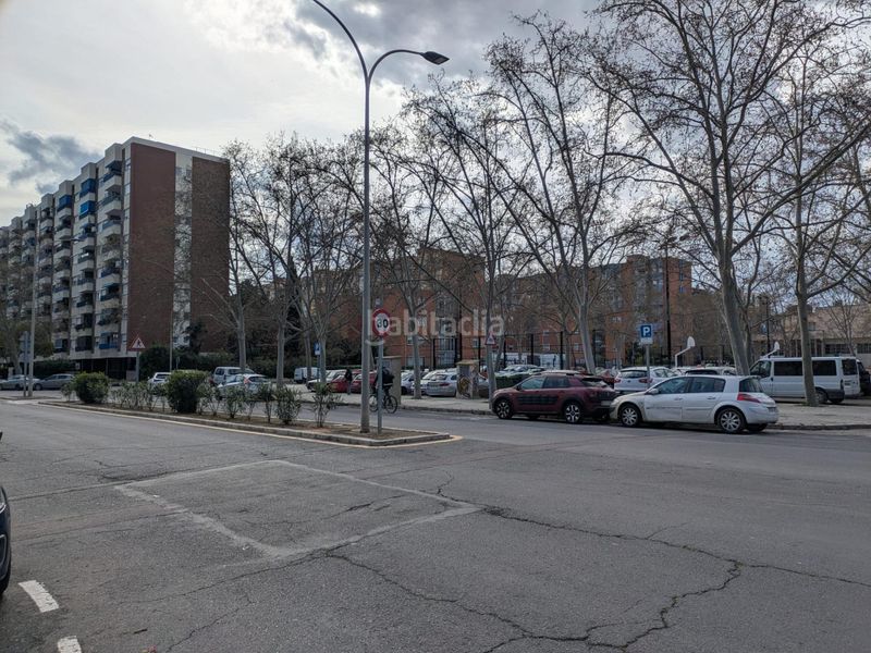 Foto 3c9a9dff-fa6b-49c5-97e1-4f9b95f7fab0. Pis a Tres Forques Valencia