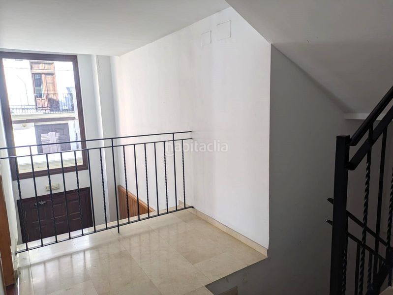 Foto 990235b2-9392-4579-b34f-4bb331c49006. Oficina a El Carme Valencia