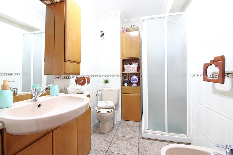 Foto 04149d6f-4414-4377-a212-e8814135733b. Piso amplio piso en el barrio de patraix en Vara de Quart Valencia