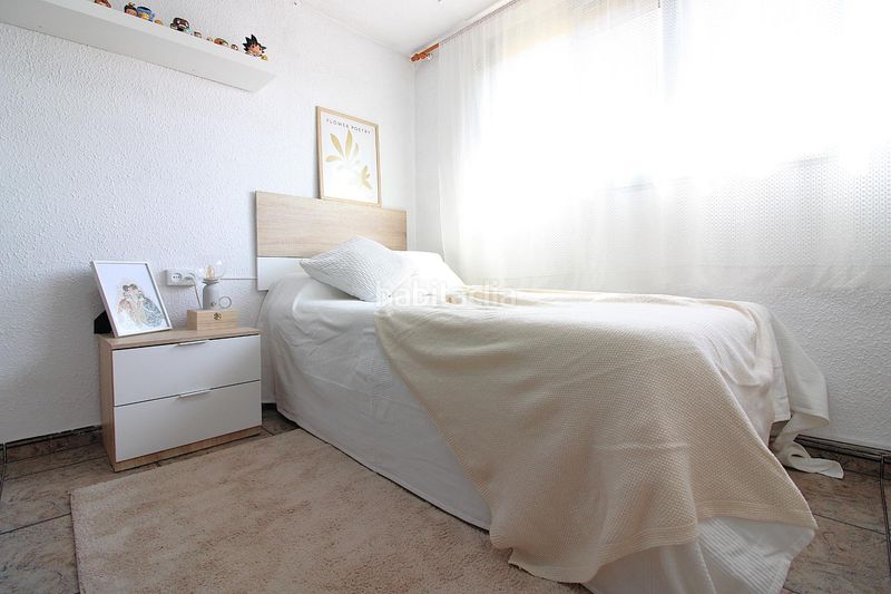 Foto 214a837e-8366-4f4f-a4a9-c03d11cee9f8. Piso amplio piso en el barrio de patraix en Vara de Quart Valencia