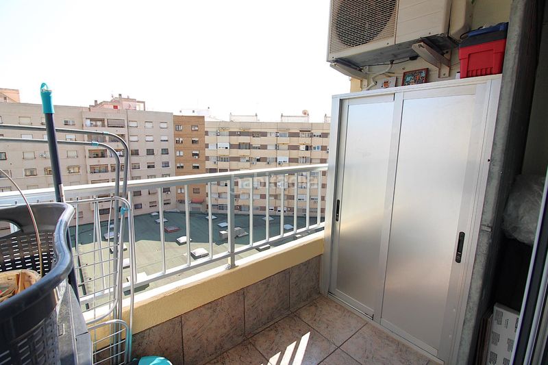 Foto 92d706de-246d-4918-9961-31680059297c. Piso amplio piso en el barrio de patraix en Vara de Quart Valencia