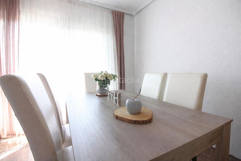 Foto a03c766e-24fa-4f78-8d72-b869843fe1ef. Piso amplio piso en el barrio de patraix en Vara de Quart Valencia