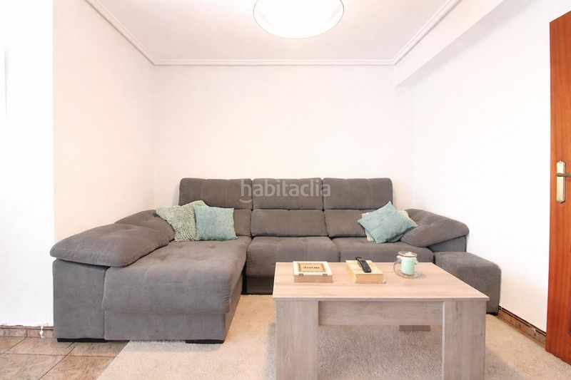 Foto b639d9fd-b13b-4b1f-a2df-b0d166bc34c6. Piso amplio piso en el barrio de patraix en Vara de Quart Valencia