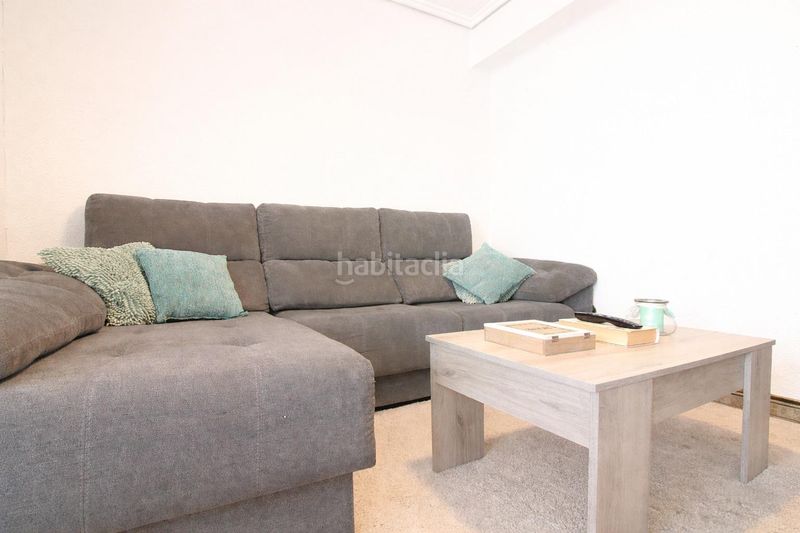 Foto e5713b73-bd97-42b7-b113-c05adf2f2aa2. Piso amplio piso en el barrio de patraix en Vara de Quart Valencia