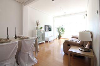 Piso  Avenida tamarindos. Piso en campanar reformado, con vistas y garaje incluido
