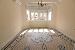 Location Appartement  Calle de jorge juan. Se alquila esta elegante  vivienda en el barrio de san francesc