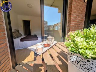 Appartement  Calle joan llorenc. Te gustaría vivir en un barrio tranquilo a un paso del centro de