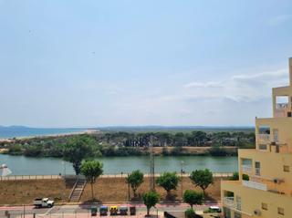 Studio  Carrer de la muga. Estudio reformado a 2 minutos de la playa en empuriabrava!