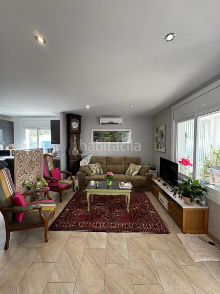 Foto e322c1c5-72c8-4ddb-9da1-c410db6009c6. Casa encantadora casa independiente con jardín y terraza soleada en Roses