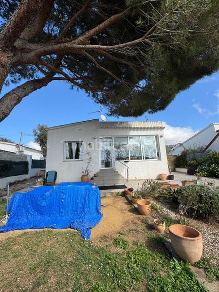 Foto ef113815-3a89-44f1-aa82-04be3ce1fc8c. Casa encantadora casa independiente con jardín y terraza soleada en Roses