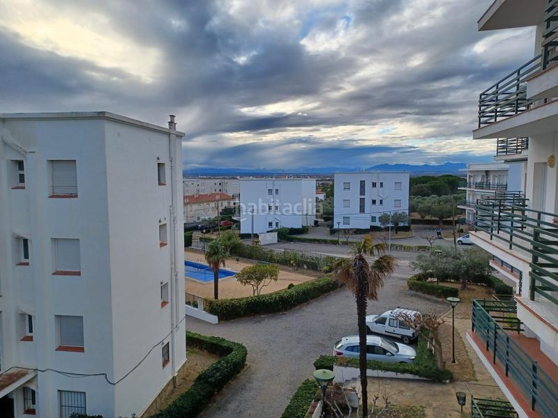 Foto 3d8f901d-7d0d-490c-bd06-5e53d7bd7f5b. Apartamento en calle lisboa 28 apartamento mas oliva con piscina en Roses
