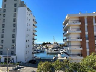 Etagenwohnung in De la platja 48. Encantador apartamento en segunda planta