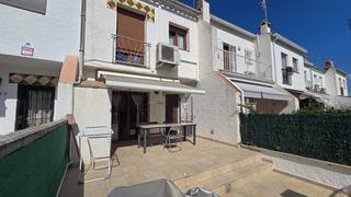 Haus in Carmençó. Casa adosada en venta en carmençó