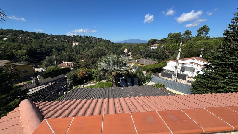 Foto cded460c-6e91-4db7-9be8-3b51bb0a5833. Casa amb piscina a Aiguaviva Parc Vidreres