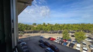 Appartement in Centre. Apartamento con vistas al mar y a los pirineos en roses