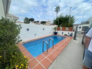 Casa a Alberes. Casa con piscina privada y licencia turística en alberes, empuri