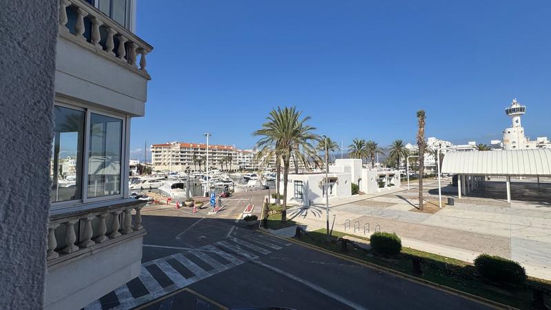 Foto 290b7a74-0504-4dd7-b699-ab16fd57066e. Apartament a Salins - Cavall de Mar Empuriabrava