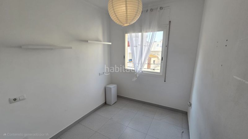 Foto 11433ee8-114a-4a1b-9a1c-f5b05a91749d. Apartament a Centre Roses