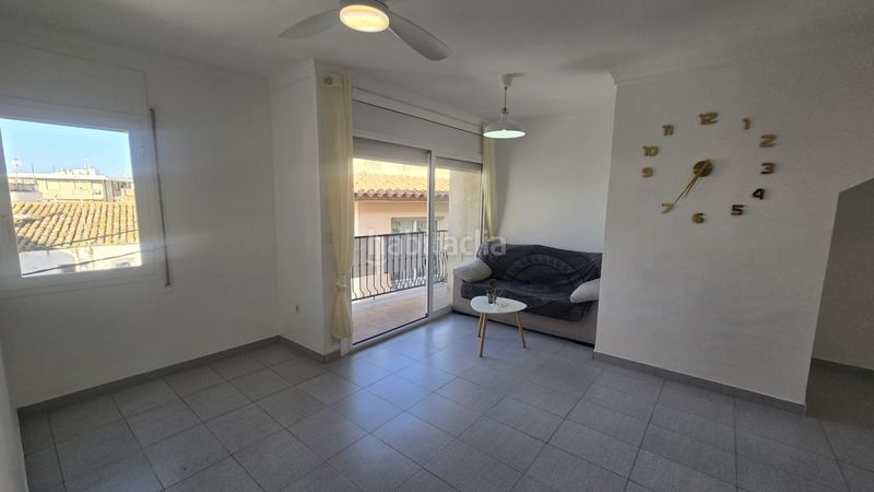 Foto 8d803d3b-6bec-4e4d-904c-3b2278d63b25. Apartament a Centre Roses