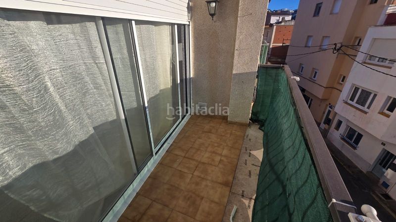 Foto 96981fa2-6fe6-4a30-af59-865e2edadae2. Apartament a Centre Roses