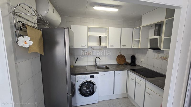 Foto ffdbf72b-213a-4751-8370-eb7c622595b6. Apartament a Centre Roses