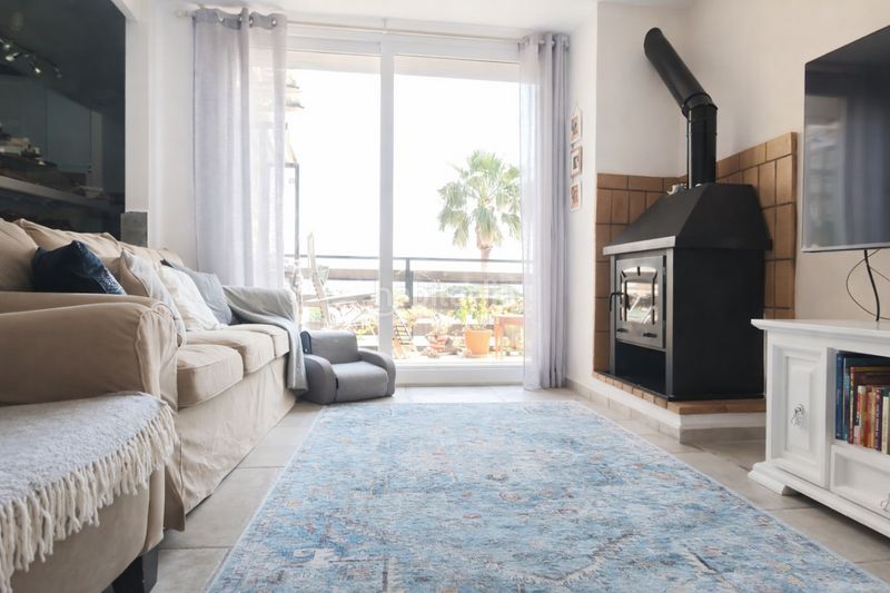 Foto 8215cffd-ad11-4ba3-9671-1d2668314569. Apartament amb piscina a Santa Margarida Roses