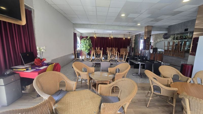 Foto 4839db10-68b8-4013-bbf8-4d4215e2f2c0. Local comercial a Santa Margarida Roses