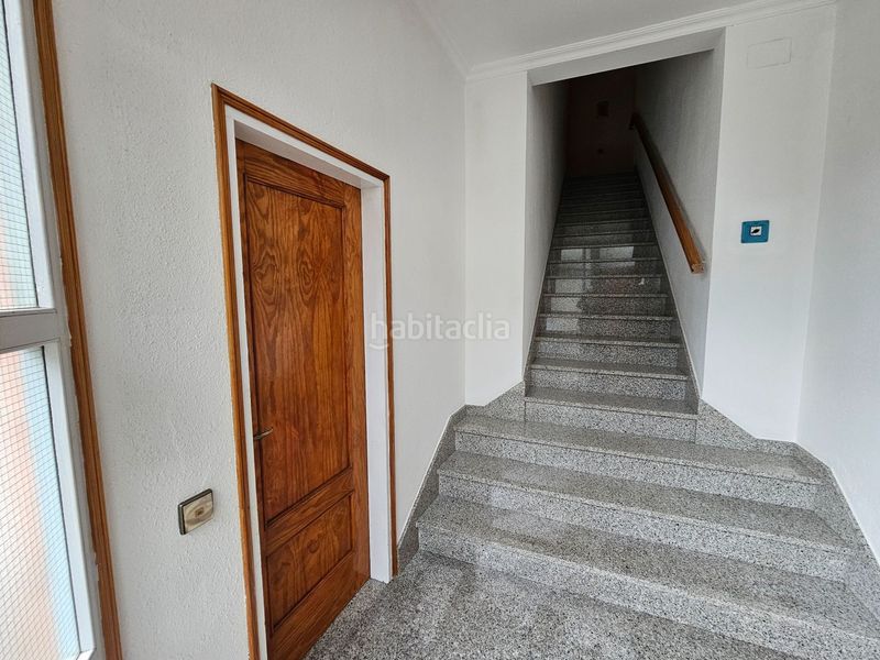 Foto b6eb9e0c-de9c-413c-ba5a-8443500e75f8. Casa adossada amb calefacció a Olot