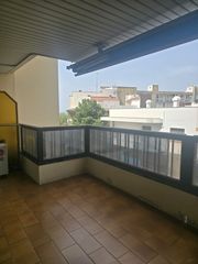 Appartement à Centre. Piso a 100 m de la playa de roses i puerto