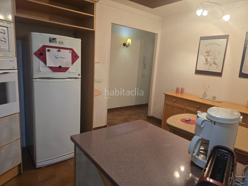Foto 41411306-21a0-4007-9d43-f8b9a356bf5f. Apartament amb calefacció a Centre Roses