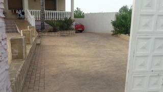 Chalet  Carril brazal del jueves. Se vende chalet con amplia parcela a 10 minutos de murcia capita