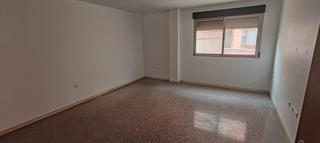 Pis  Avenida de santiago. Se vende piso en camino viejo de monteagudo (murcia)