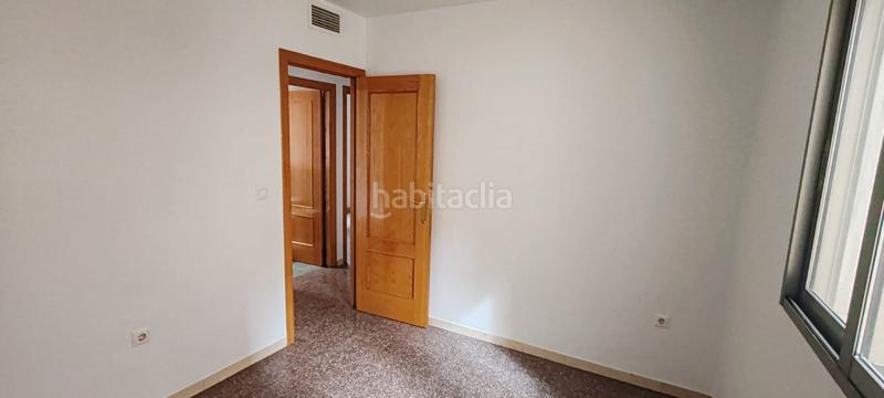 Foto 79af2590-95f6-42ac-afe7-8742889fca68. Piso se vende piso en camino viejo de monteagudo () en Murcia