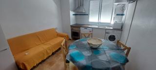 Miete Etagenwohnung  Calle guadalupe de extremadura. Se alquila piso para familias en guadalupe (murcia)