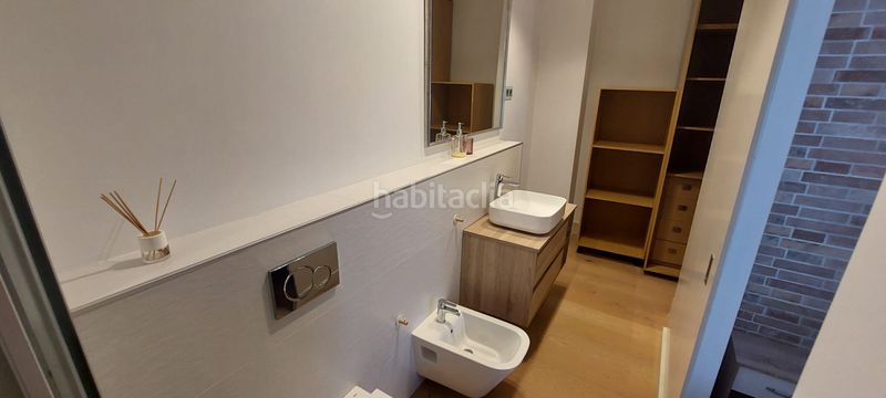 Foto 34714c01-8620-4acd-a928-9cb93f2aee99. Alquiler apartamento se alquila piso en plaza santa isabel (centro ) en Murcia