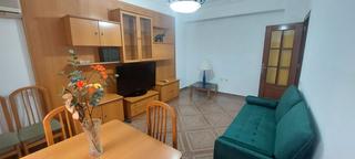 Location Appartement  Calle fuensanta. Se alquila piso en guadalupe