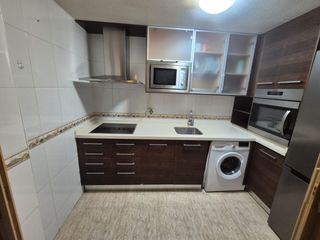 Apartament  Calle josé luis morga. Piso ronda sur