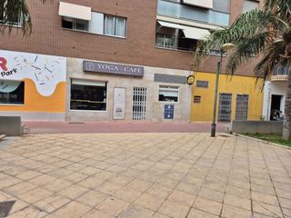 Umzug Geschäftsraum  Paseo joaquín garrigues walker. Se traspasa local - cafeteria y yoga