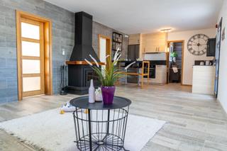 Maison à Olesa de Montserrat. Casa en venta en olesa de montserrat, zona oasis baix llobregat