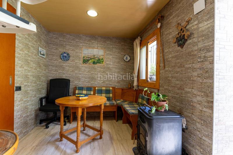 Foto 1ac314a9-f8a5-48c4-920b-86e456f52301. Casa con riscaldamento parcheggio piscina in Abrera