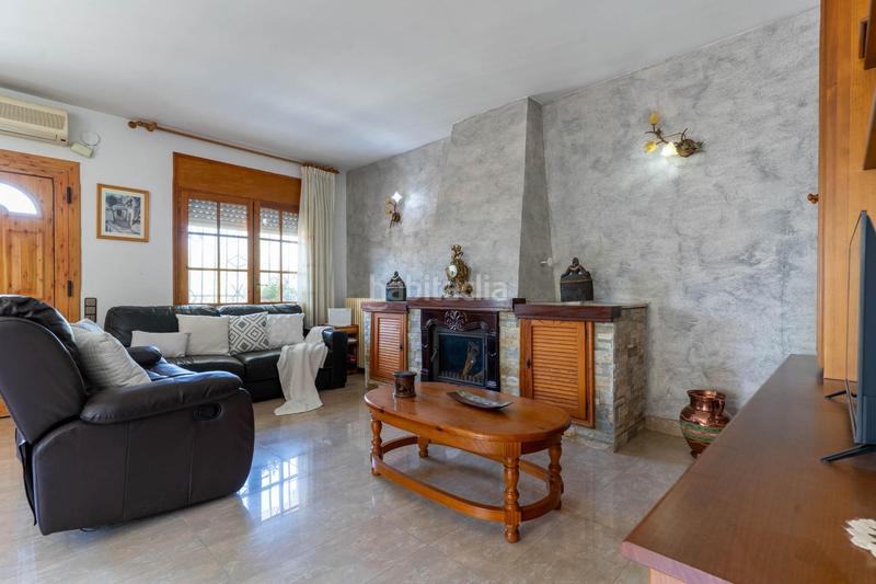 Foto 42f95510-dd1c-4191-96cc-19059749bbeb. Casa con riscaldamento parcheggio piscina in Abrera